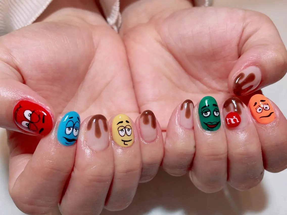 ネイル ジェルネイル マットネイル ミラーネイル ニュアンスネイル オフィスネイル ハンドネイル nail salon ラピスラズリのネイルデザイン