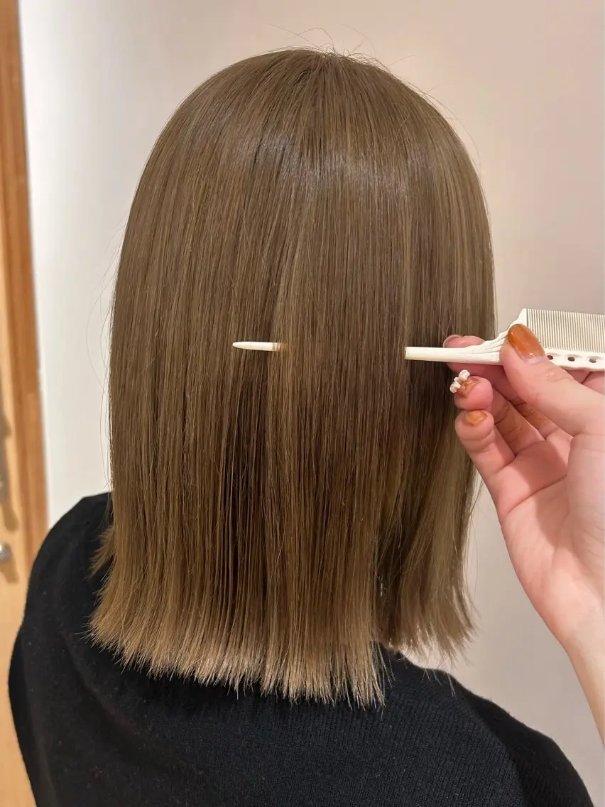 ショート カラー ベージュカラー ミルクティーベージュ 🎀natsuki /ブリーチカラー🎀のヘアスタイル