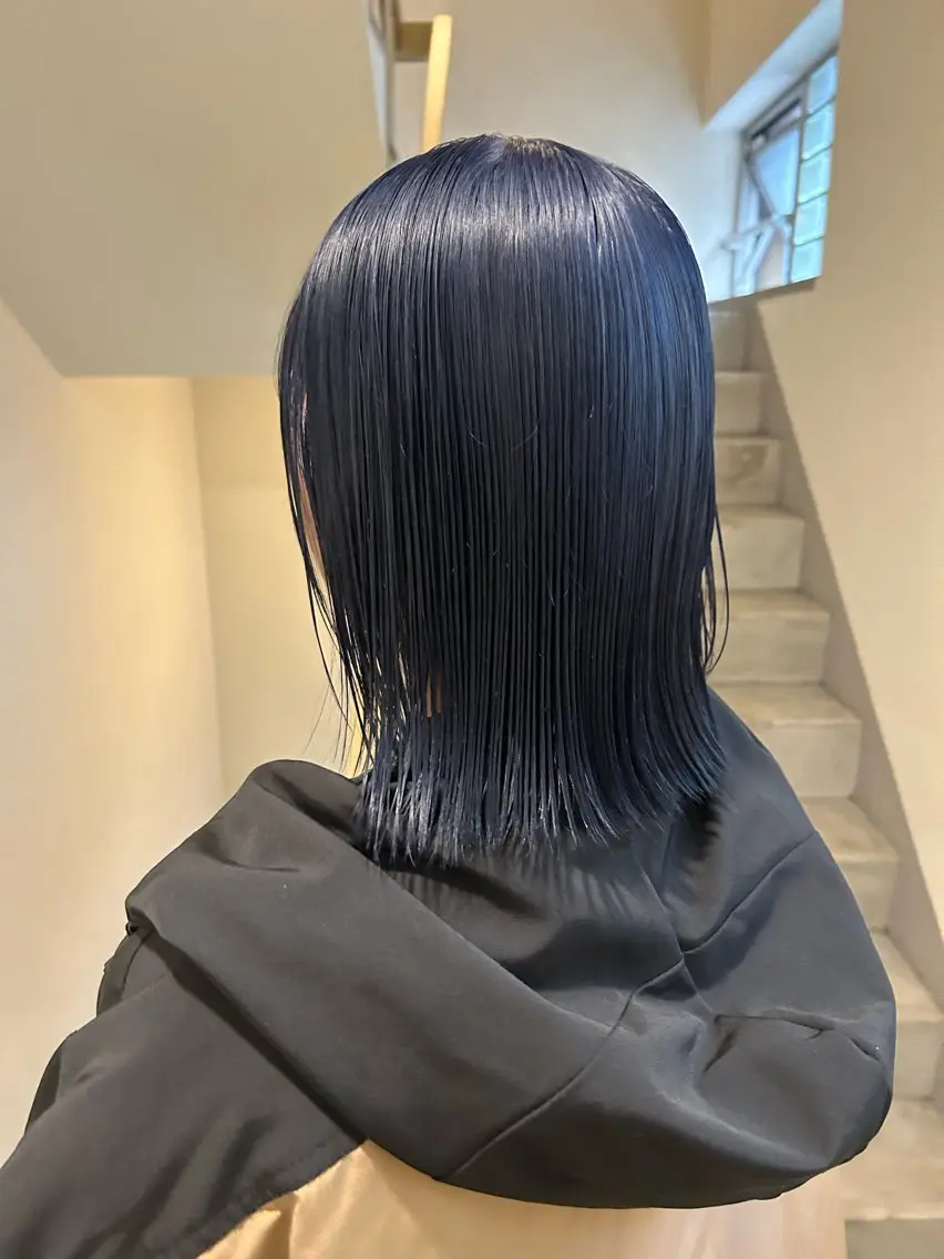 ミディアム 薄暮 マツイ レンのヘアスタイル