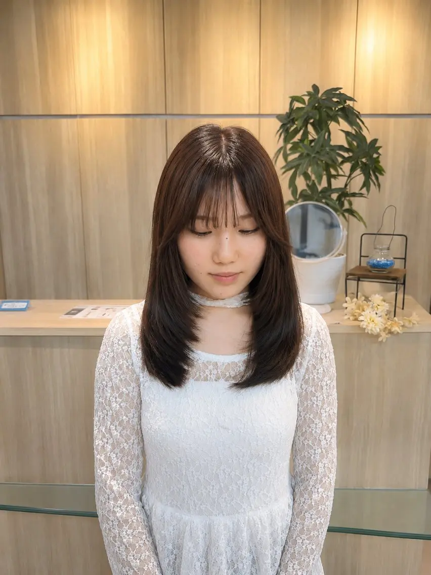 ミディアム カット ヘアカラー 山本 琴音のヘアスタイル