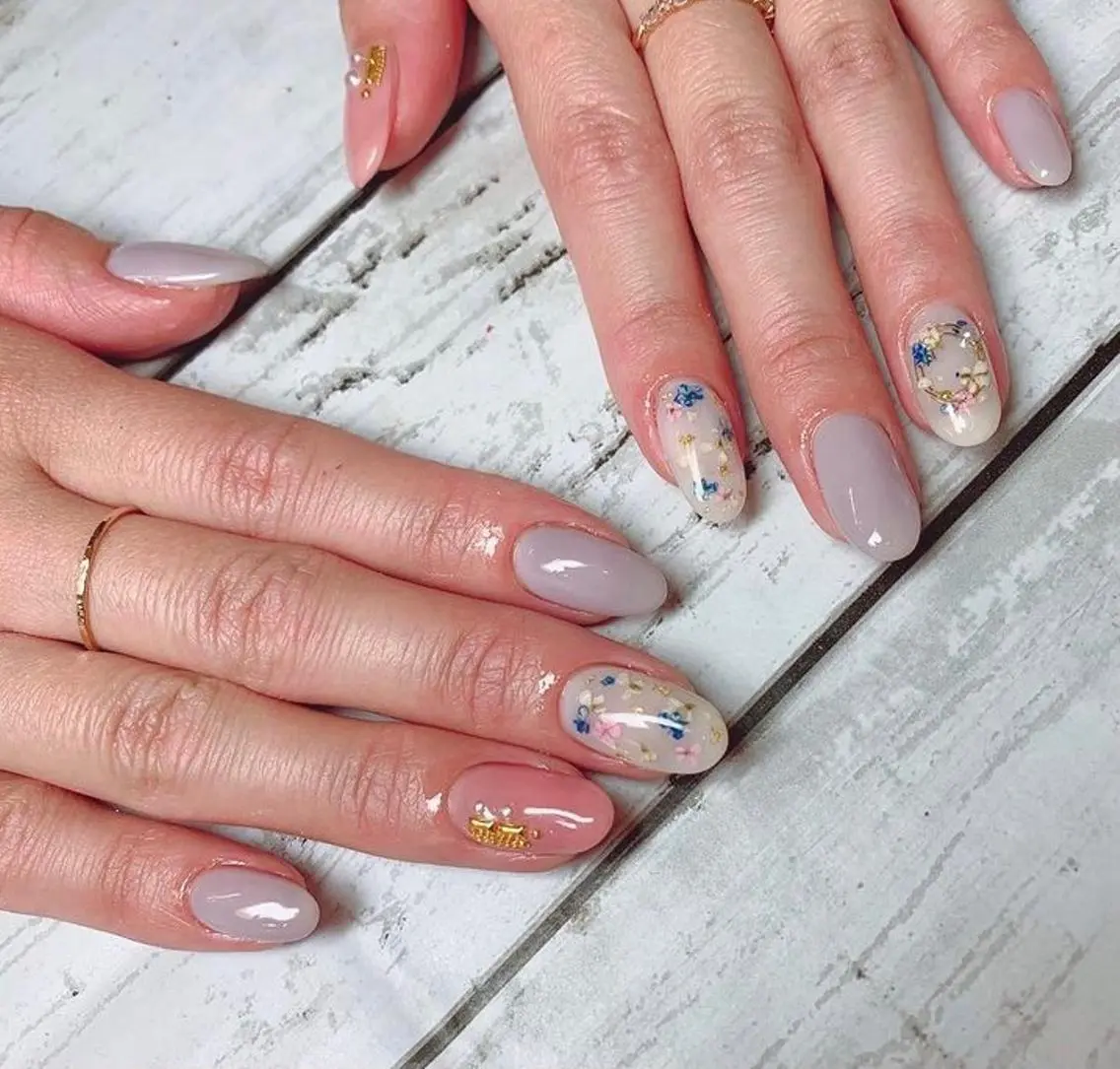 ネイル Agu. Nail tomoのネイルデザイン
