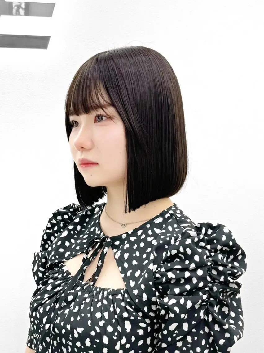 ショート カラー ヘアアレンジ カット ヘアカラー 縮毛矯正 トリートメント ヘッドスパ ヘアセット 縮毛矯正🤍 盛れるボブ/ひかりのヘアスタイル