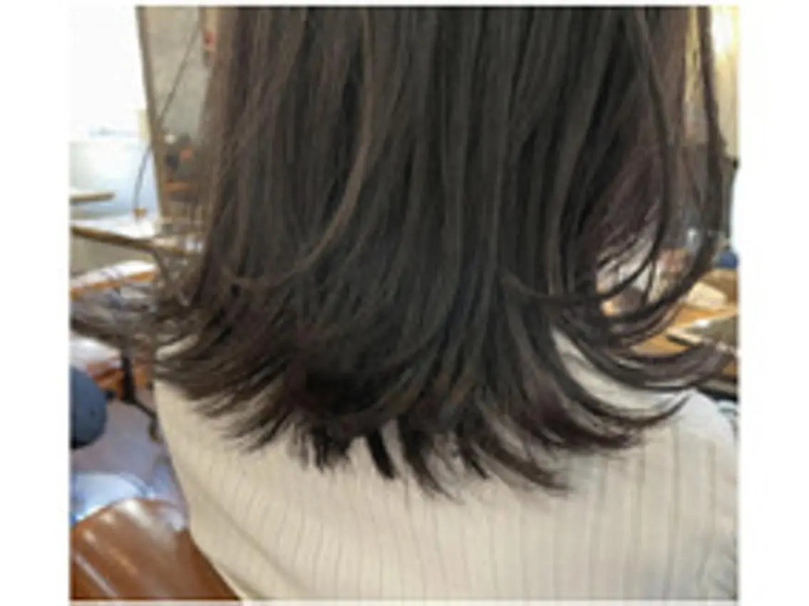 セミロング ヘアアレンジ パーマ カラー セミロングパーマ アディクシーカラー ブリーチ ケアカラー 透明感カラー ヘアケア特化型サロン newi 梅田のヘアスタイル