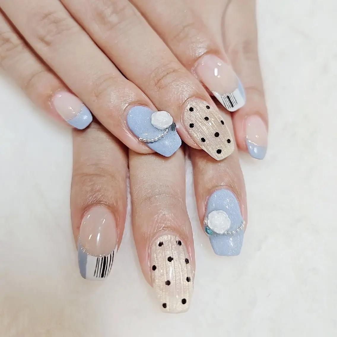 ネイル 手描きアート&推し活 🌟Wisteriaのネイルデザイン