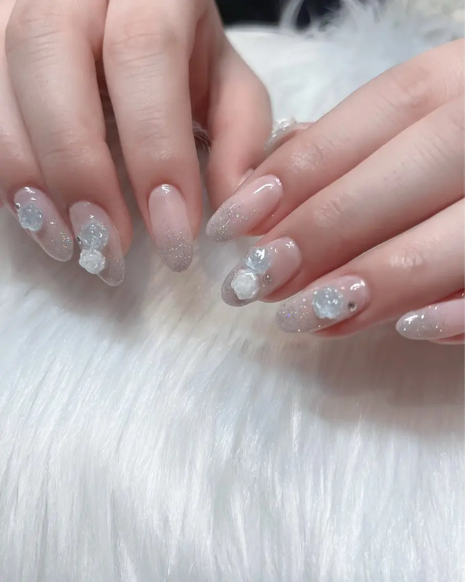 ネイル アートネイル KOKONA 🎀のネイルデザイン