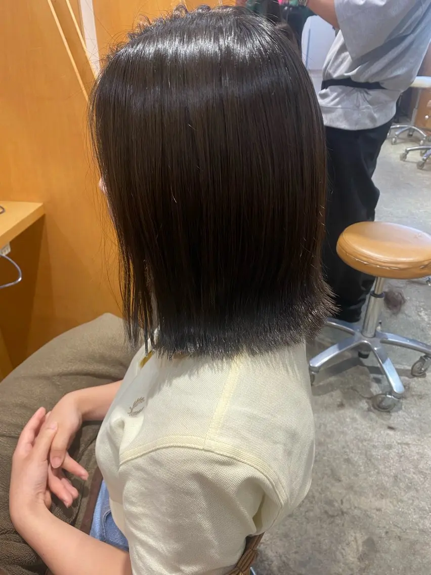 ミディアム ボブ 外ハネヘア カット ヘアカラー トリートメント GINZARay2 風本朱里🐥のヘアスタイル