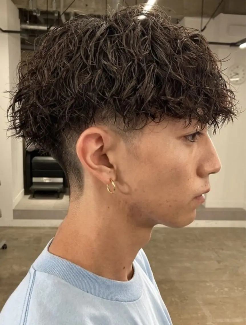 パーマ メンズ パーマ 中谷海里/フェザー パーマ/スパイキーのヘアスタイル