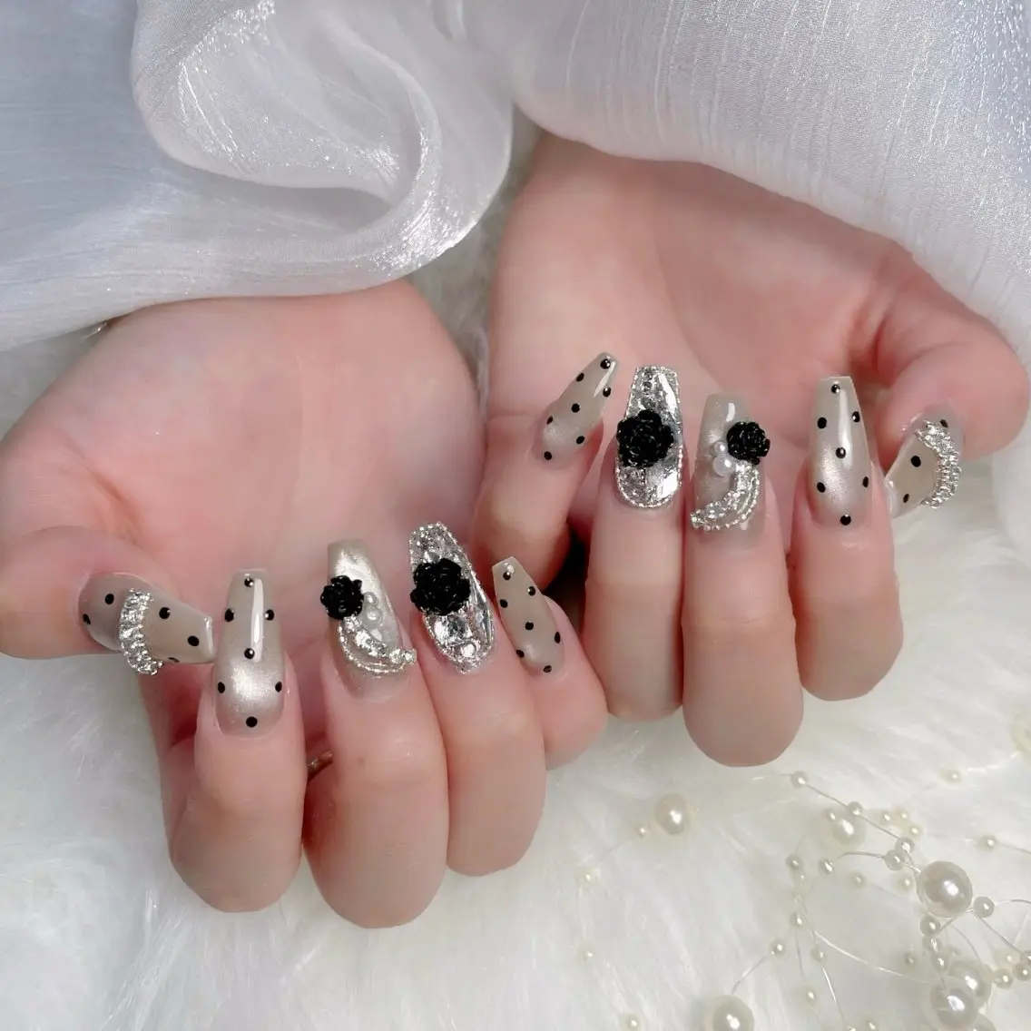 ネイル ボルドー チークネイル 長さ出し フレンチネイル ジェルネイル ハンドネイル VANI Belle Nailのネイルデザイン