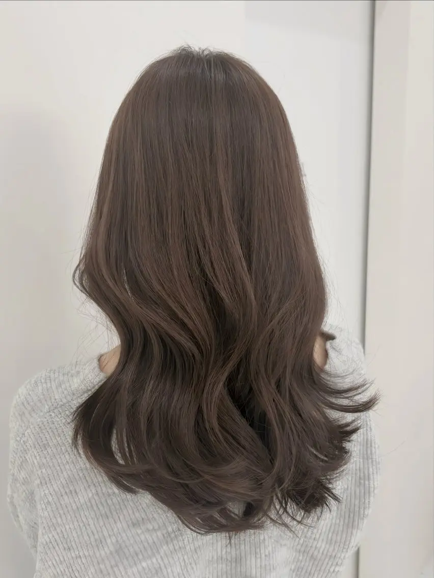 セミロング カラー ベージュカラー ヘアカラー トリートメント ＫＡＮＡ/天王寺 🎀🫧のマツエク・マツパデザイン
