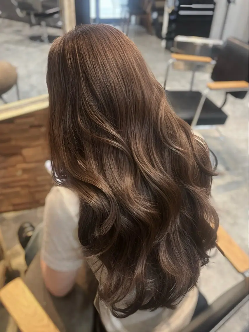 ロング ハッシュカット レイヤーカット カット ヘアカラー ゆうめ 透明感カラー /韓国風レイヤーのヘアスタイル