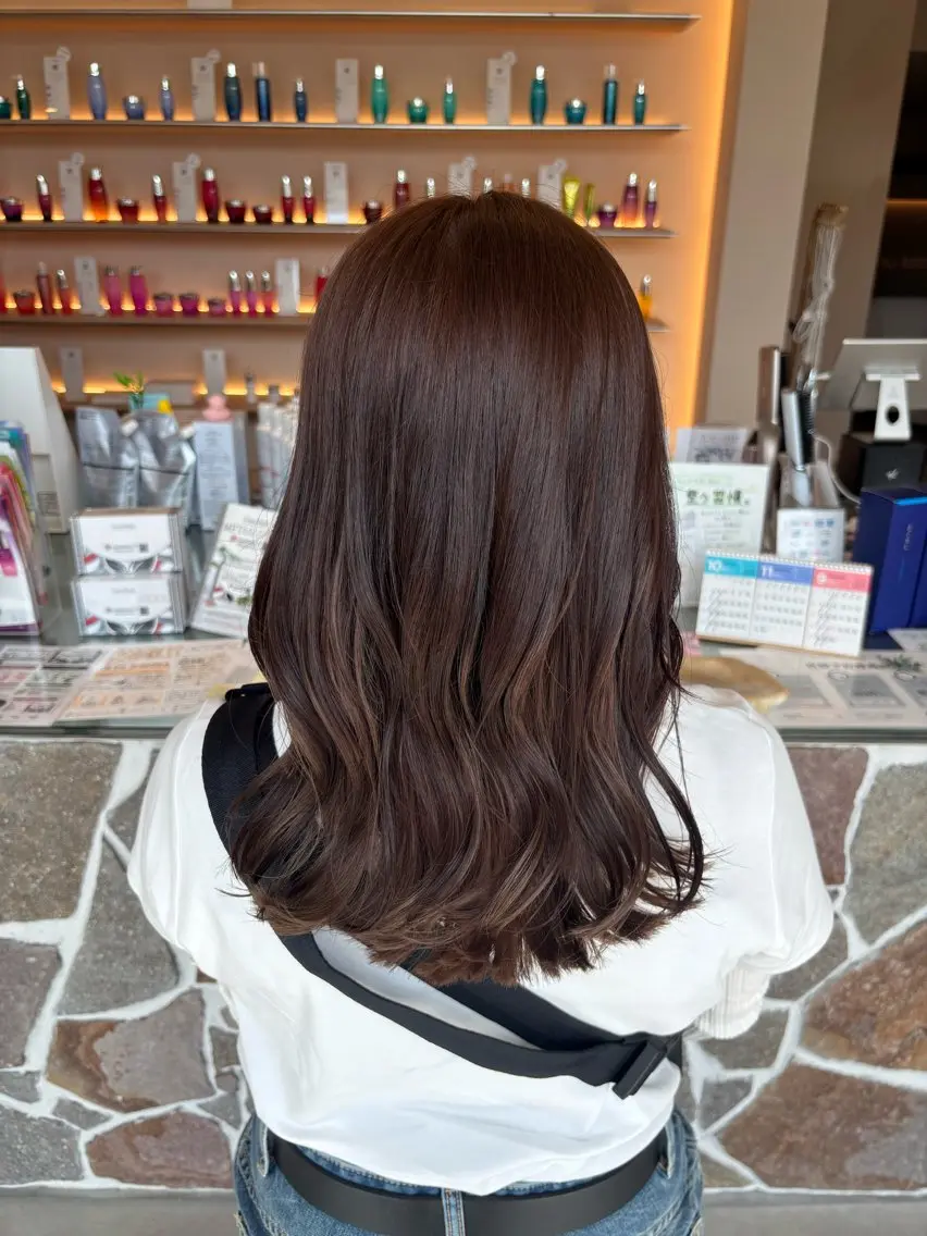 カラー 坂本 温のヘアスタイル