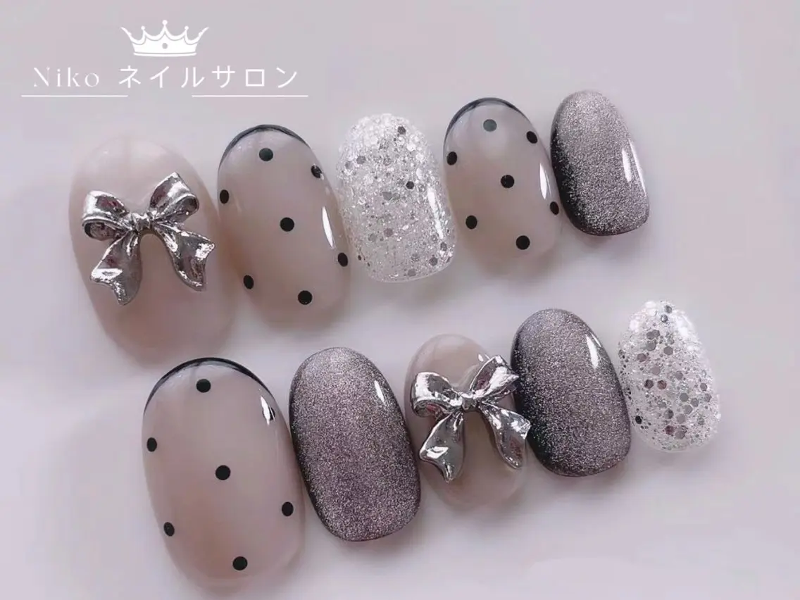 ネイル ジェルネイル ハート 韓国ネイル ニュアンスネイル パラジェル Nikoネイルサロン 高田馬場店のネイルデザイン