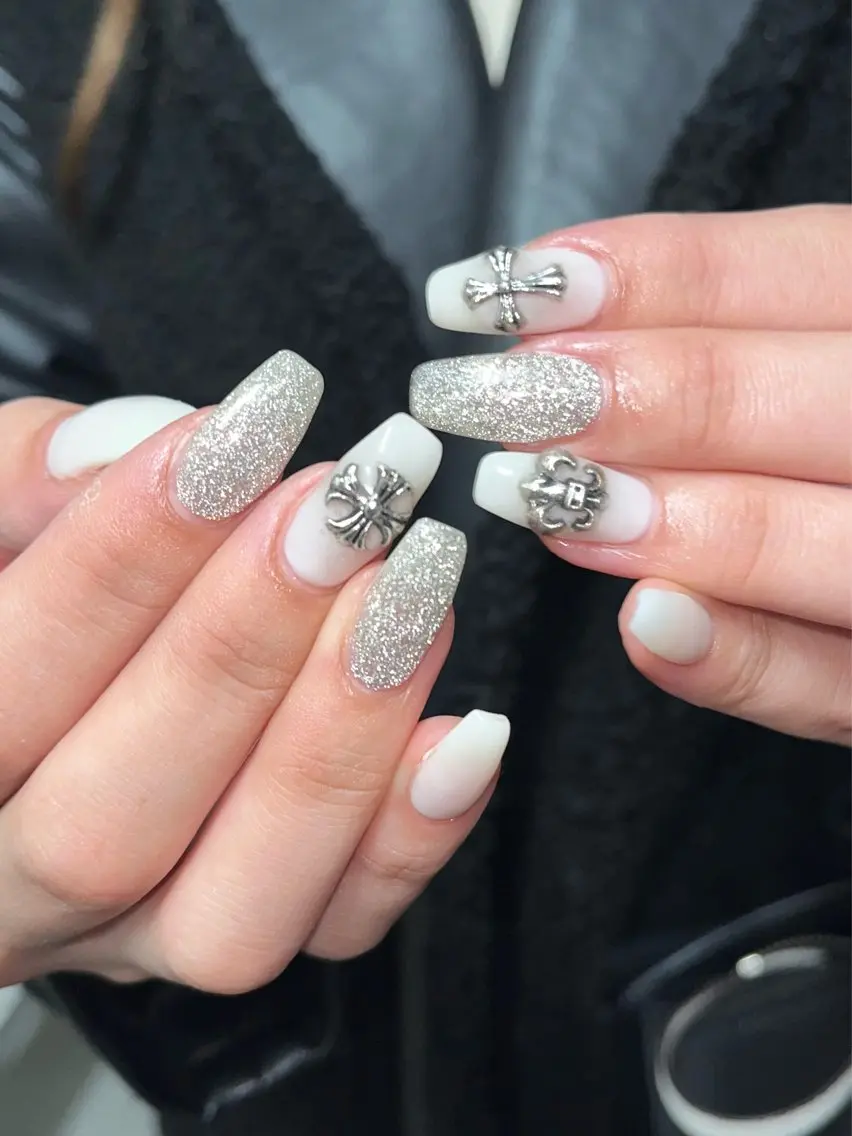ネイル ハンドネイル フットネイル Nailsalon Fave/Rinaのネイルデザイン