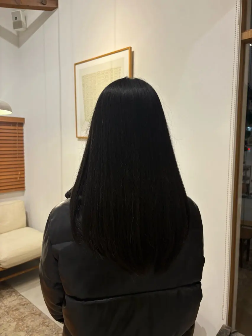 ロング ヘアカラー 亀山 友菜のヘアスタイル