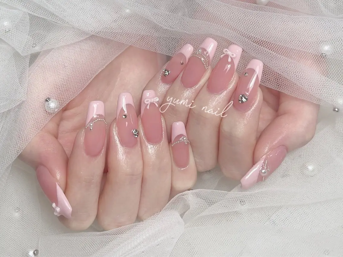 ネイル ハンドネイル 𝐲𝐮𝐦𝐢🎀 長さ出しデザイン専門のネイルデザイン