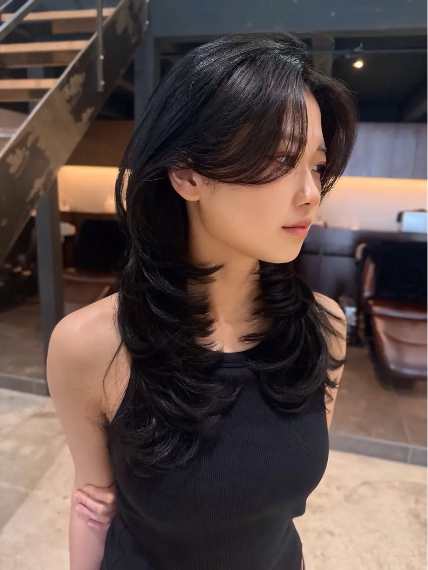 セミロング カット トリートメント DEAN ISLA 海外風ヘアサロンのヘアスタイル