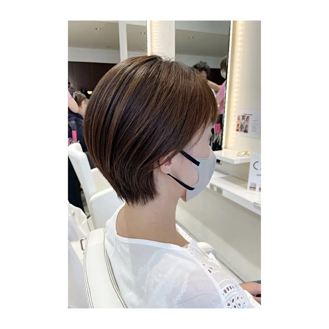 ショート カラー ハイライトカラー ハイライト 秋山 俊のヘアスタイル