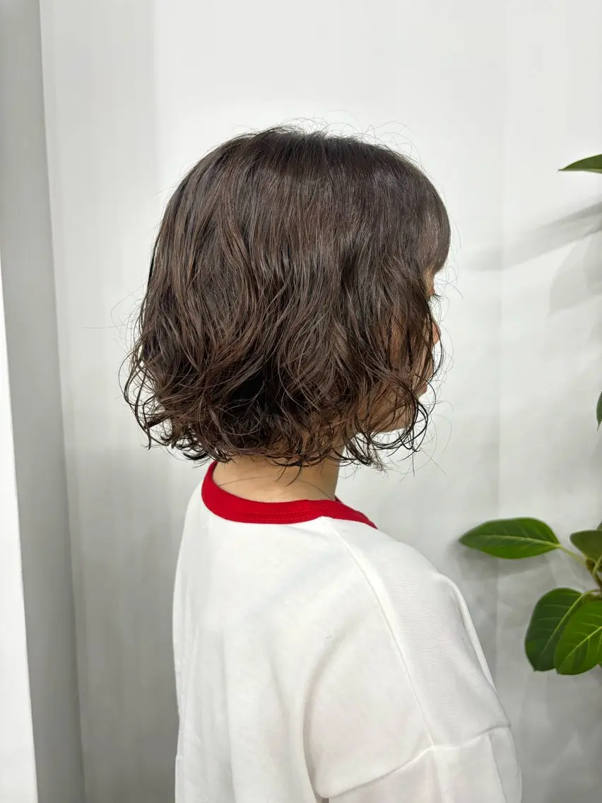 ショート パーマ カット 門崎未依/レイヤー/ メンズカット🪿🌼のヘアスタイル