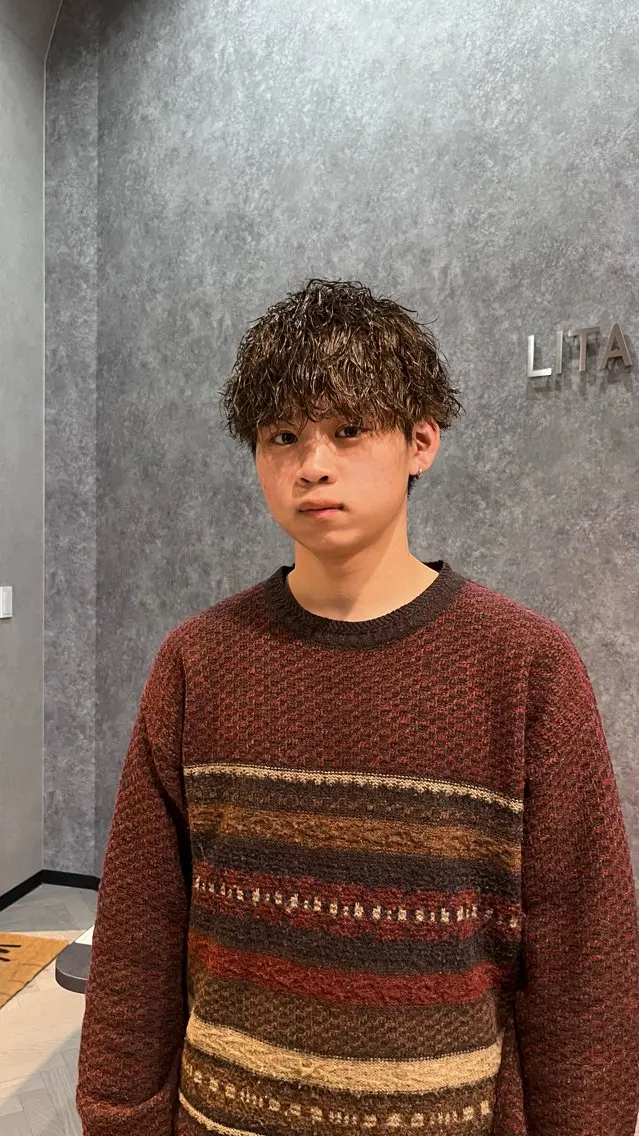 【新規限定】パーソナルメンズカット+波巻きパーマ ¥12100の写真