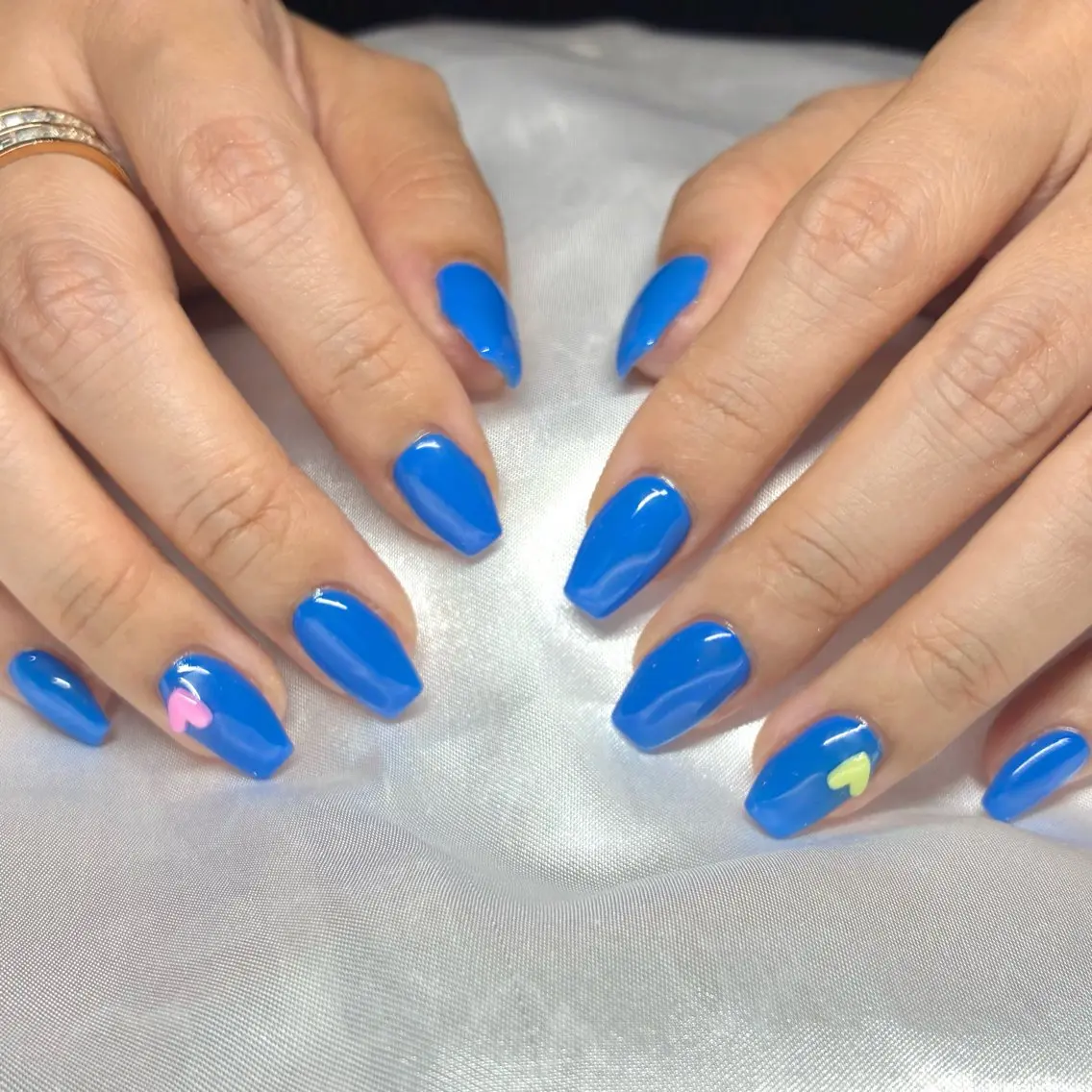 ネイル ハンドネイル Nail ヌシん家 AKANEのネイルデザイン
