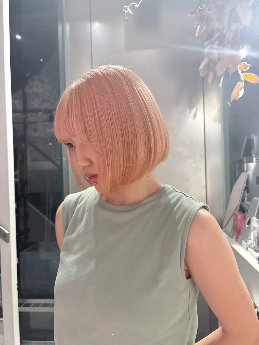 ミディアム カラー ベージュカラー ブリーチ ハイトーンカラー ピンクカラー ヘアカラー 天神ハイトーン/ ブリーチカラー/りんのヘアスタイル