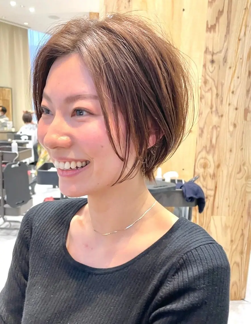 ショート カラー カット ヘアカラー トリートメント レイヤー/ショート/ 艶カラー/豊中/かこのヘアスタイル