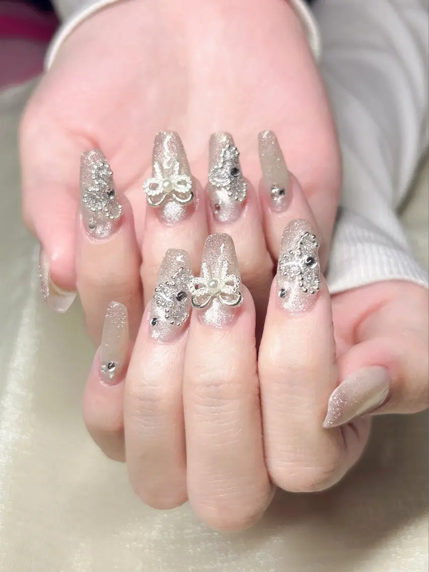 ネイル LUKA NAILのネイルデザイン