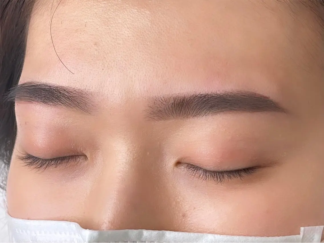 アイブロウ ワックス脱毛 Arva salonのマツエク・マツパデザイン