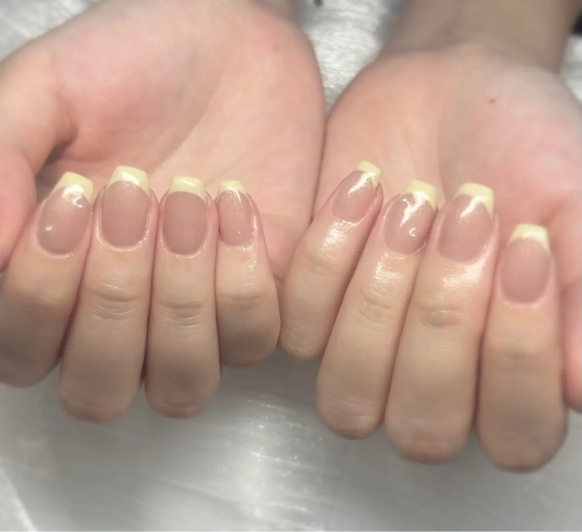 ネイル フレンチネイル ハンドネイル kaho  🧸🎀 RiLionのネイルデザイン