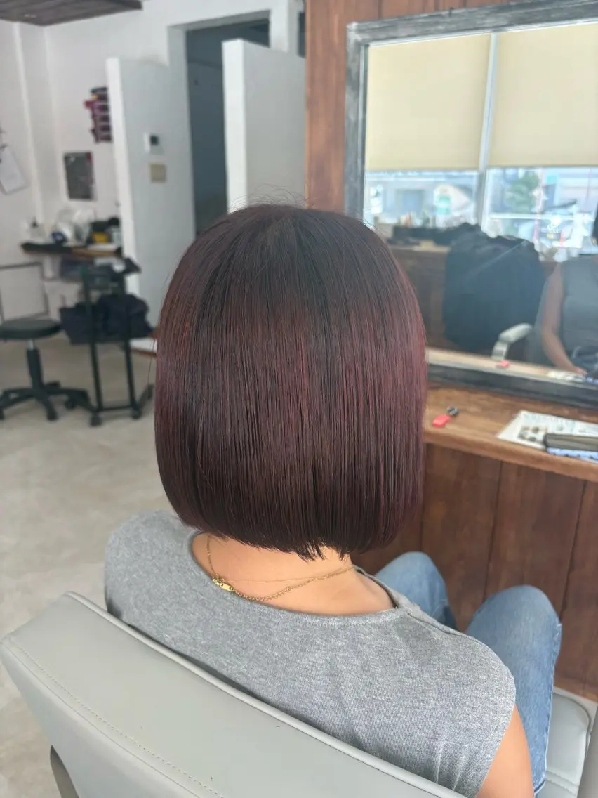 ショート ヘアカラー 安谷屋 こはるのヘアスタイル