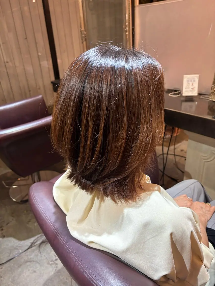 ミディアム レイヤー/似合わせ ユイハ🎀のヘアスタイル