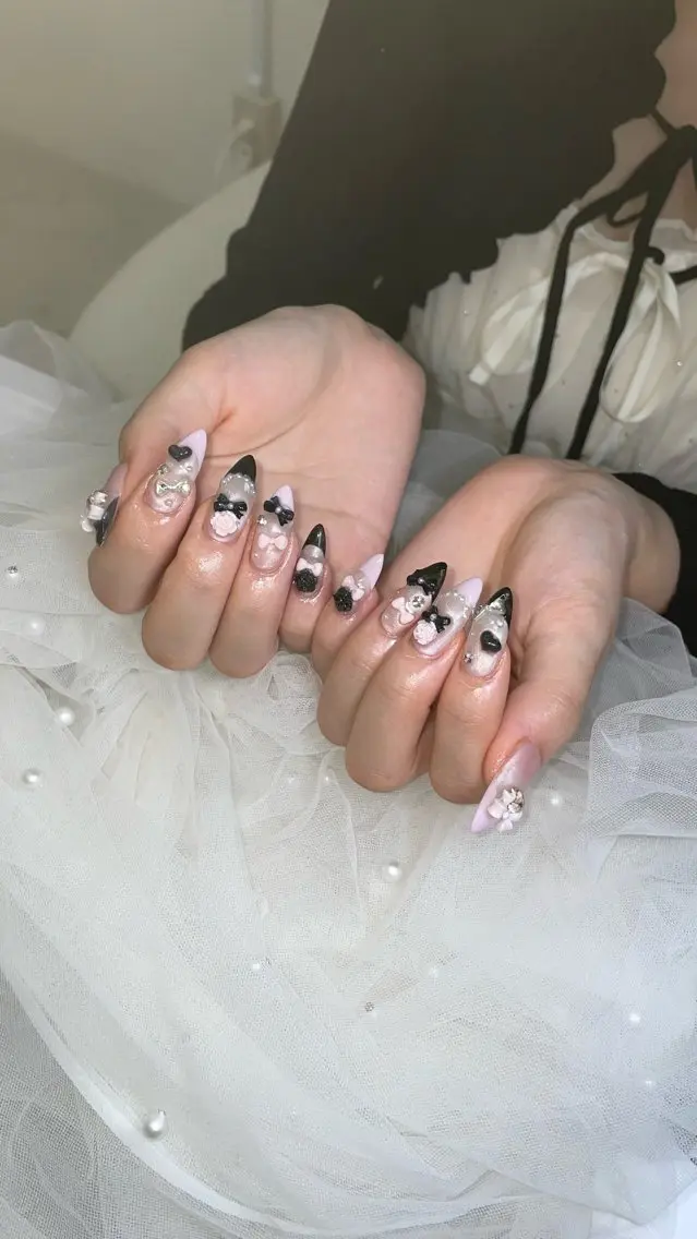 ネイル Moon nail salonのネイルデザイン
