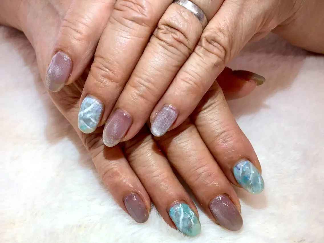 ネイル アートネイル マグネットネイル 大理石ネイル(マーブル) ハンドネイル 心斎橋Salon Epokkuのネイルデザイン