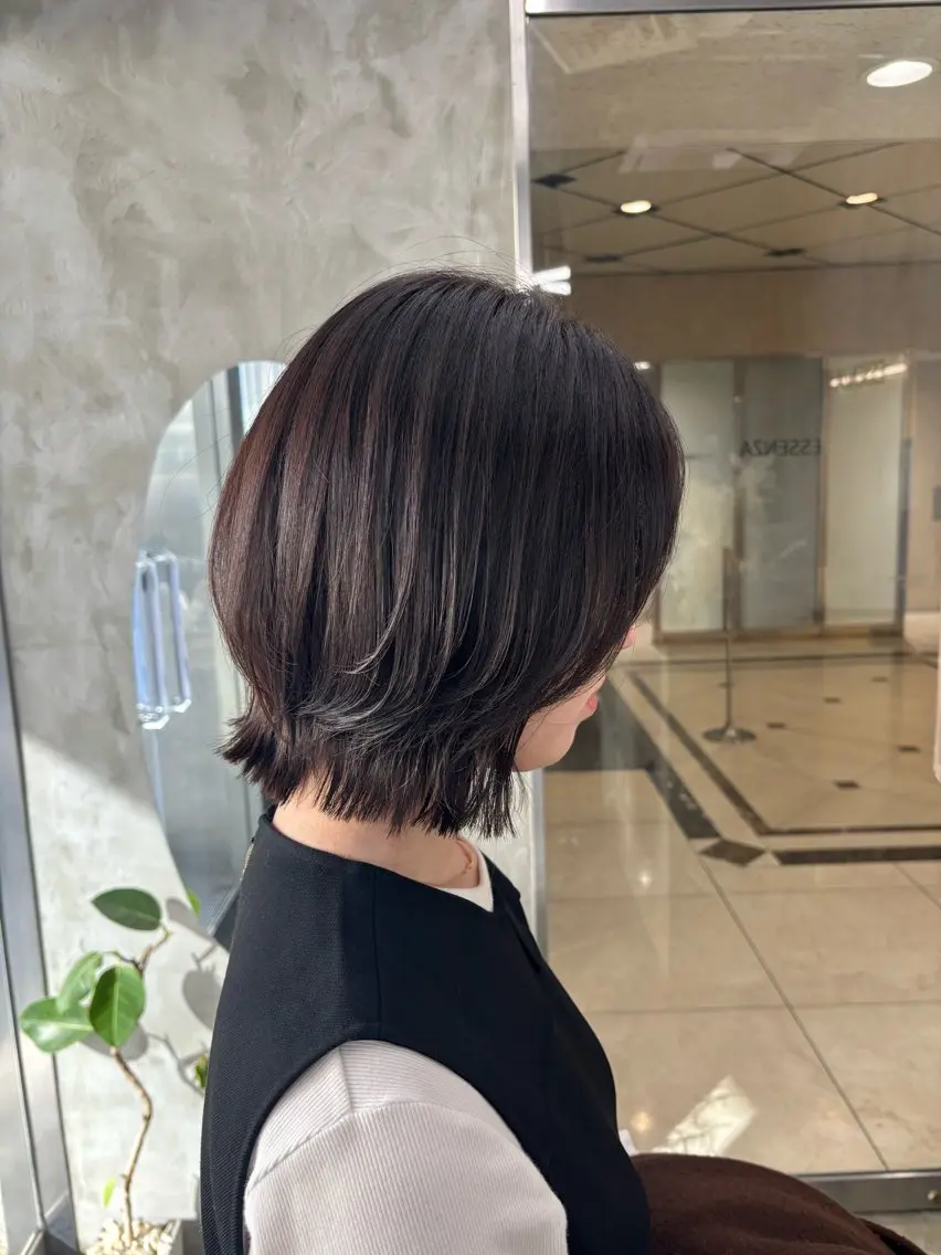 ミディアム ボブレイヤー ボブ レイヤーカット 外ハネヘア 古賀/レイヤーボブ /ハッシュカットのヘアスタイル