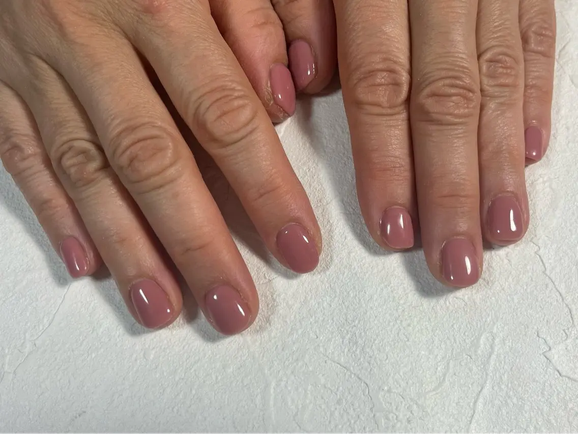 ネイル オーロラネイル フットネイル フレンチネイル ジェルネイル 韓国ネイル ハンドネイル kiki nail たまプラーザのネイルデザイン