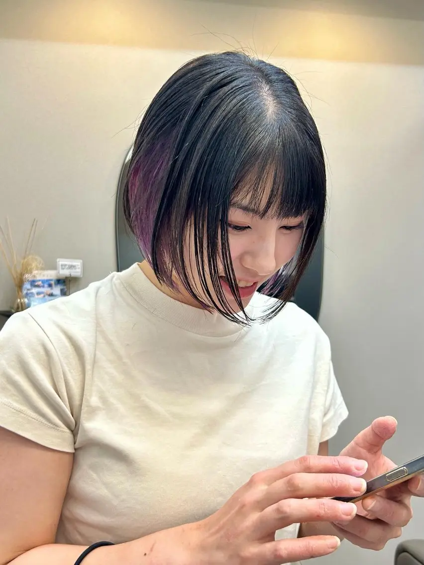 ショート カラー ヘアカラー トリートメント SHIINA シイナのヘアスタイル