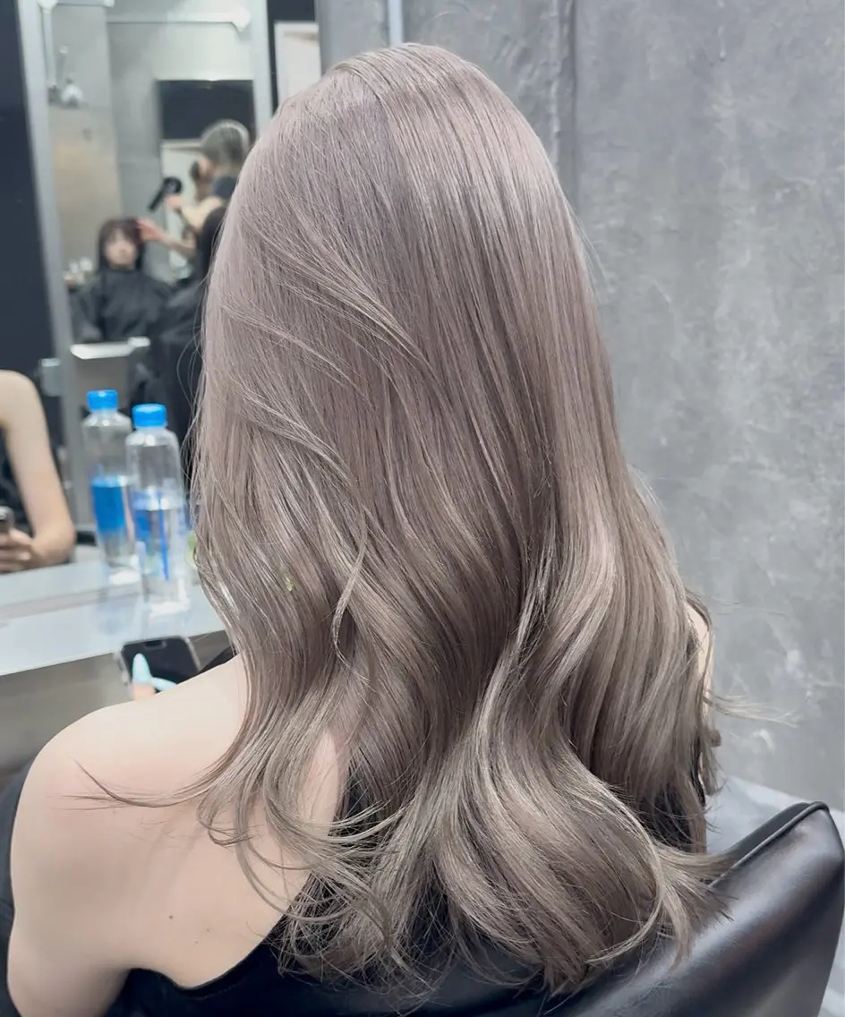カラー ヘアカラー BEL Hinataのヘアスタイル