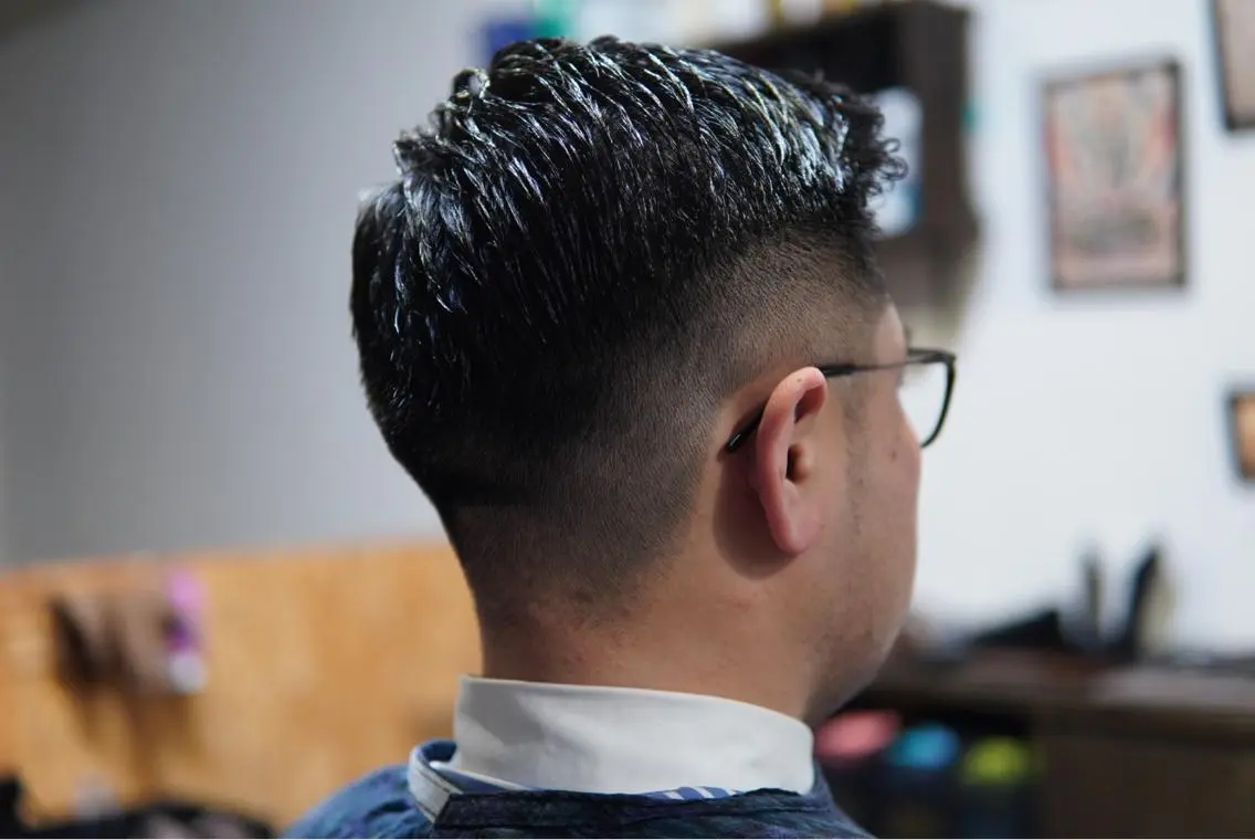 ショート メンズ フェードカット 小塚 洋介のヘアスタイル