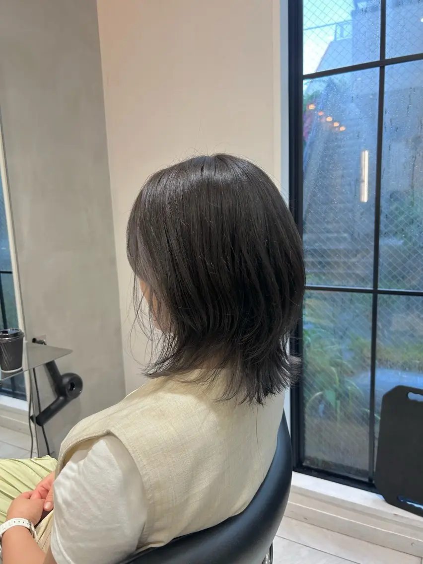 ミディアム くびれヘア ウルフカット カット ヘアカラー トリートメント ヘッドスパ ヘアセット miko🪽地毛風/ ハイトーン/レイヤーのヘアスタイル
