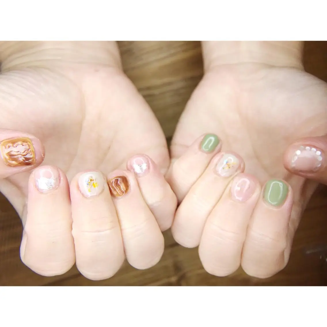ネイル ハンドネイル フットネイル rebon＊ natsukiのネイルデザイン