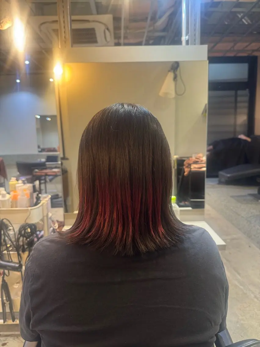 カラー ヘアカラー 櫻木 志穏のヘアスタイル