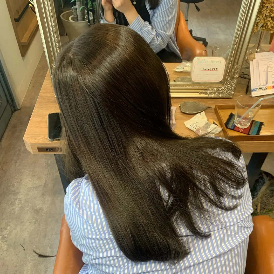 セミロング カラー 透明感カラー グレージュ オリーブグレージュ オリーブグレー カット ヘアカラー トリートメント 𝑯𝑨𝑹𝑬 🧦𝑨𝑶𝑰のヘアスタイル