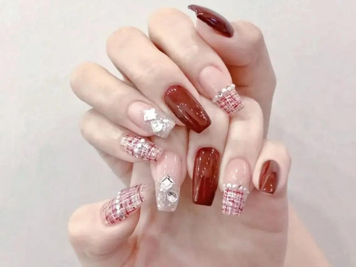 ネイル ハンドネイル H3 Nail Tsuki🦋💙のネイルデザイン