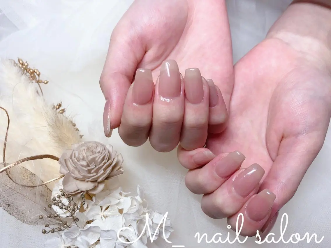 ネイル シンプルネイル M_ nail salonのネイルデザイン