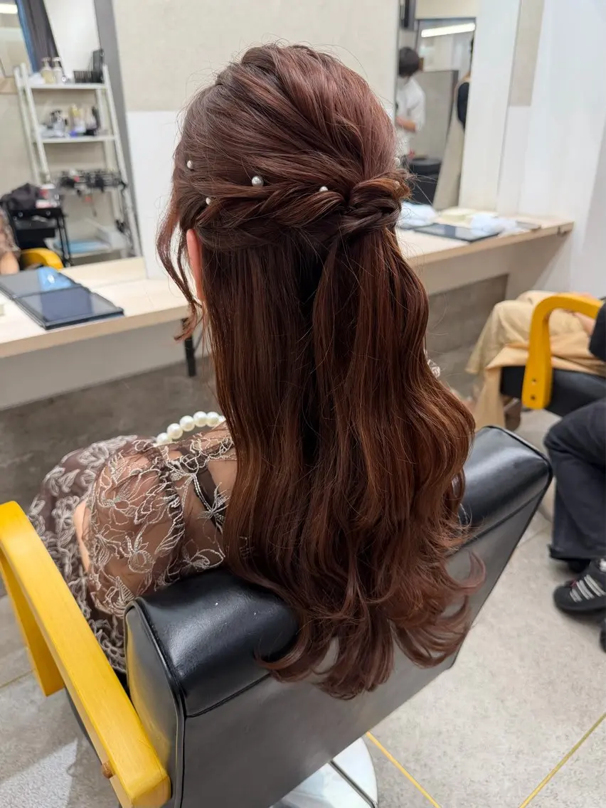 ヘアアレンジ ハーフアップ ヘアセット ヘアセット🎀透明感 カラーHiROEのヘアスタイル