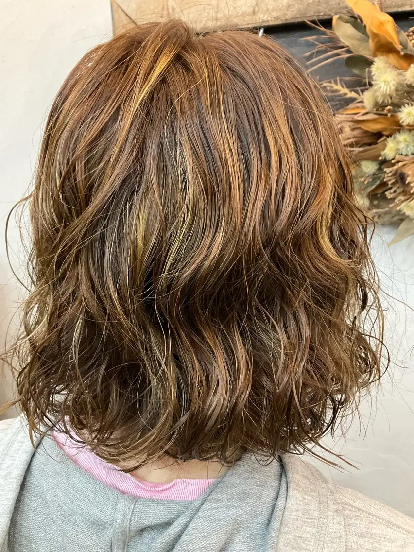 パーマ 佐々木 緑のヘアスタイル