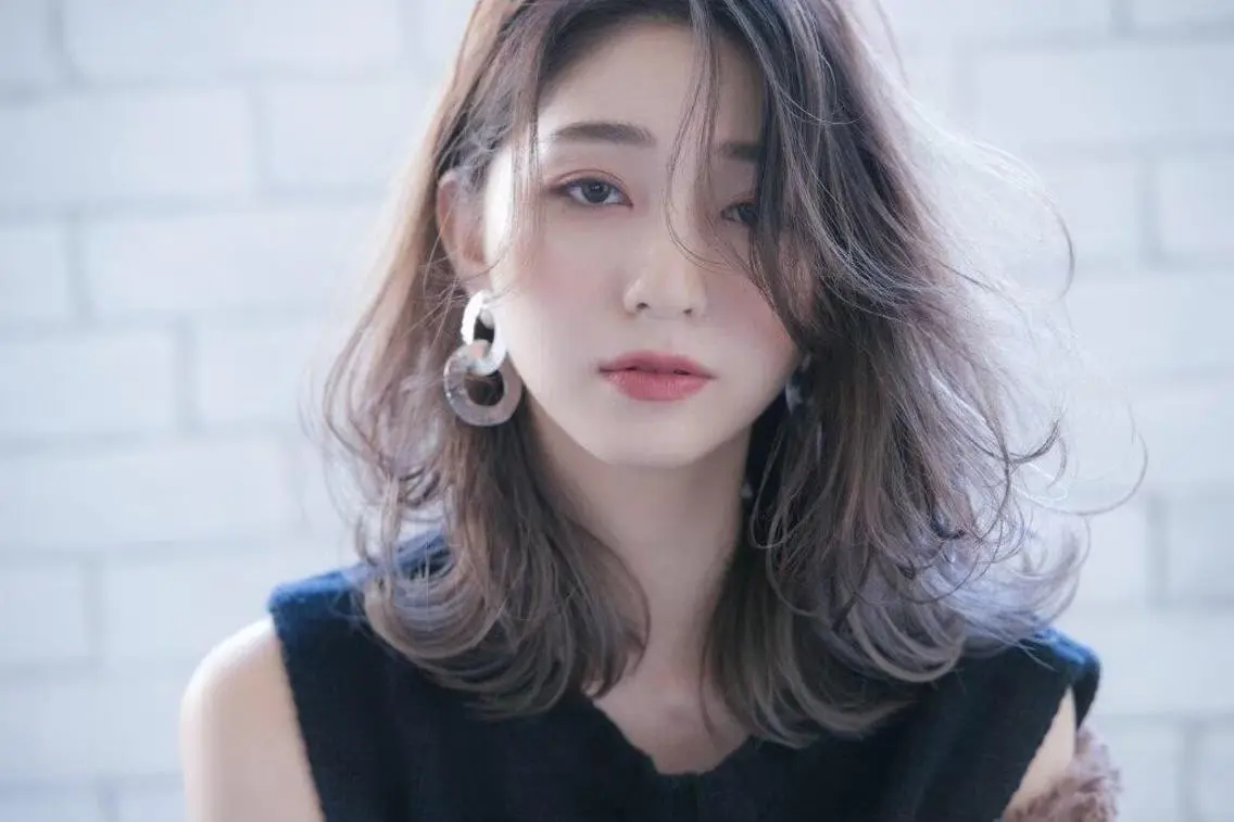 ミディアム カラー パーマ ヘアアレンジ カット トリートメント 大橋 輝久のヘアスタイル