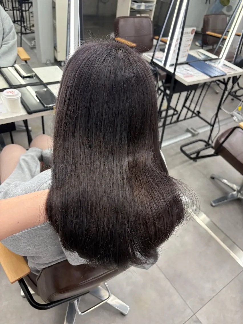 ミディアム カラー ヘアカラー トリートメント Hina🫧透明感 /上品/モテ🫧のヘアスタイル