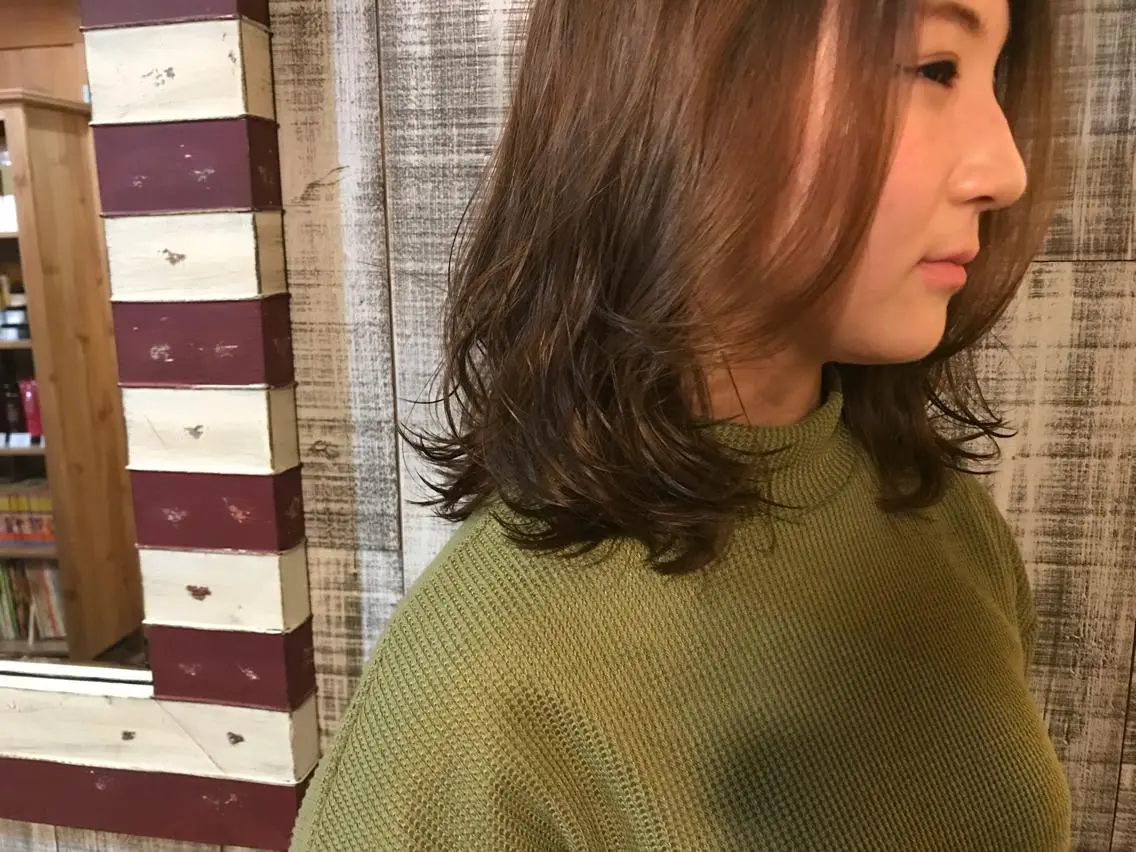 ミディアム パーマ 亀井 崇之のヘアスタイル