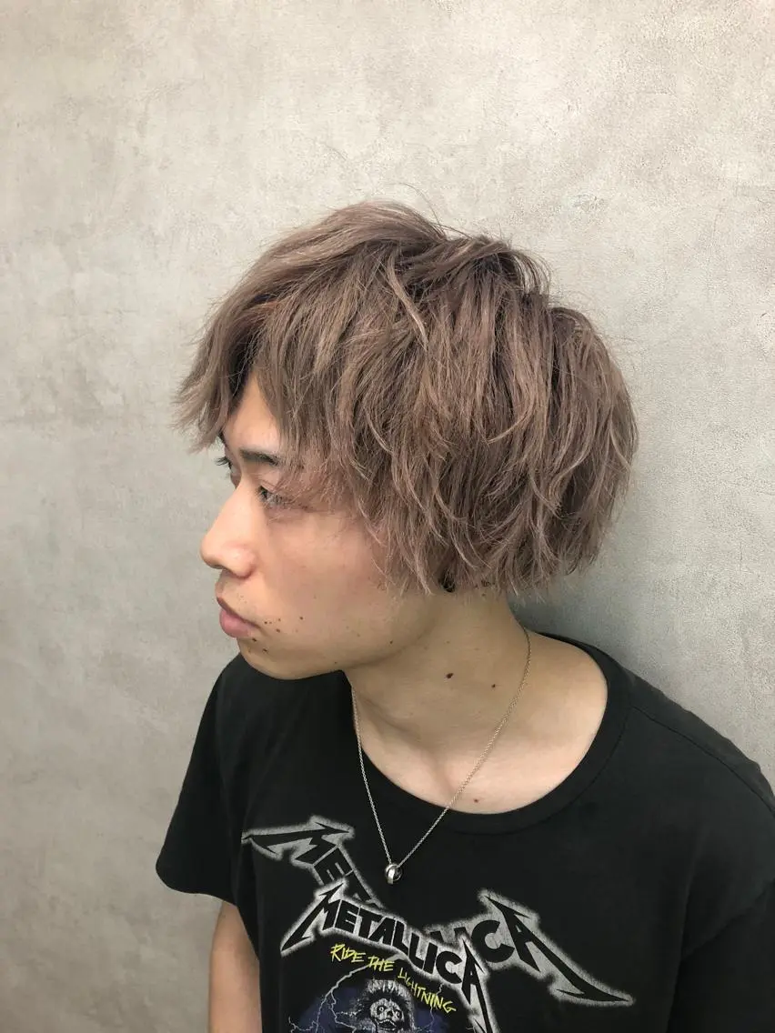 【メンズ限定】ツヤ感色持ち抜群 メンズカット＋ブリーチ＋カラー⭐️の写真